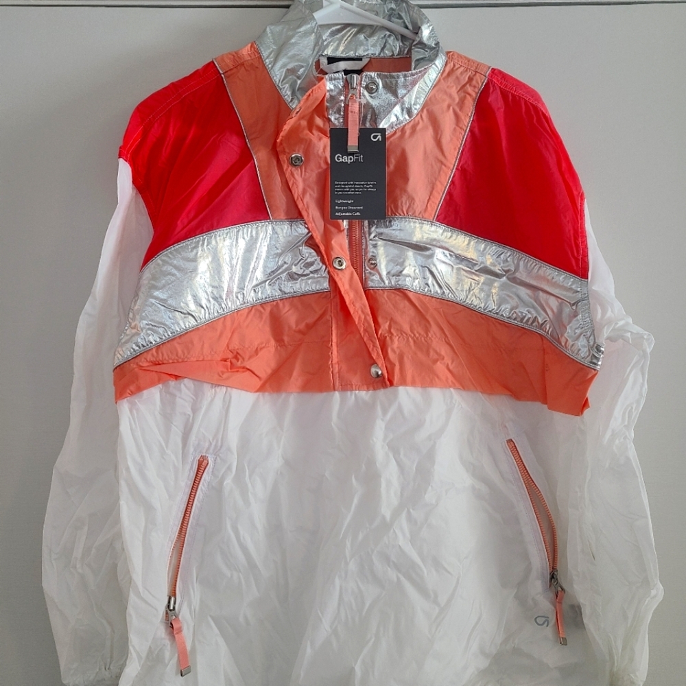 Gapfit retro jacket large